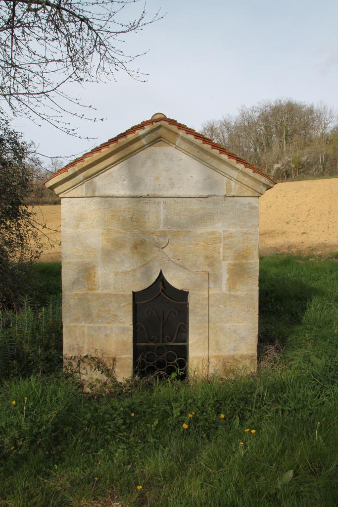 fontaine de Mézerac