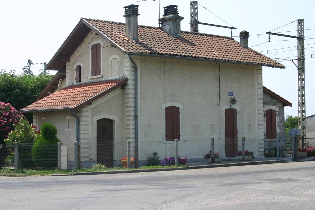 maison de garde-barrière