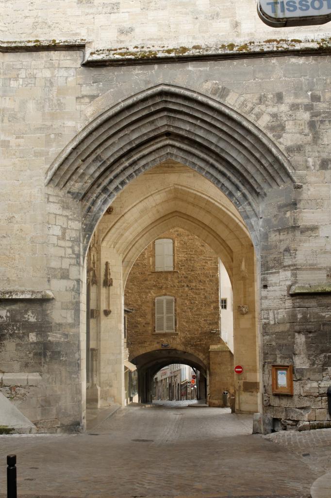 église paroissiale puis collégiale Notre-Dame, actuellement église paroissiale