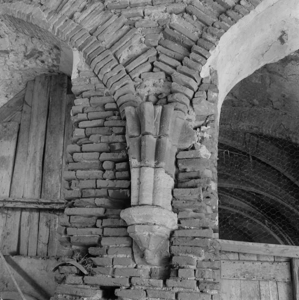 ancienne abbaye cistercienne de Lagarde-Dieu