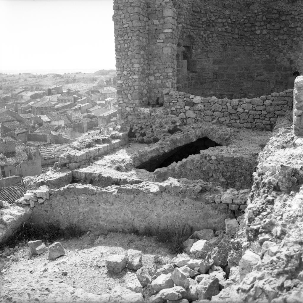 ancien château-fort de Gruissan, tour Aycelin dite aussi "de Broa".