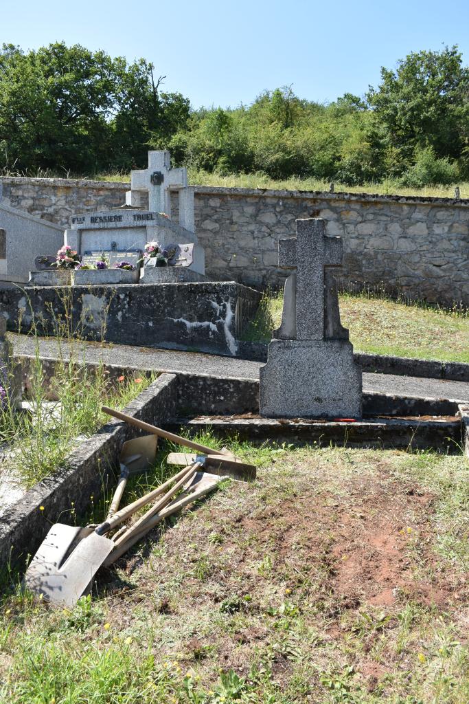 cimetière de Saint-Mayme