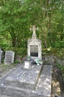 Tombeau (stèle funéraire) des familles Raynal et Gayrard