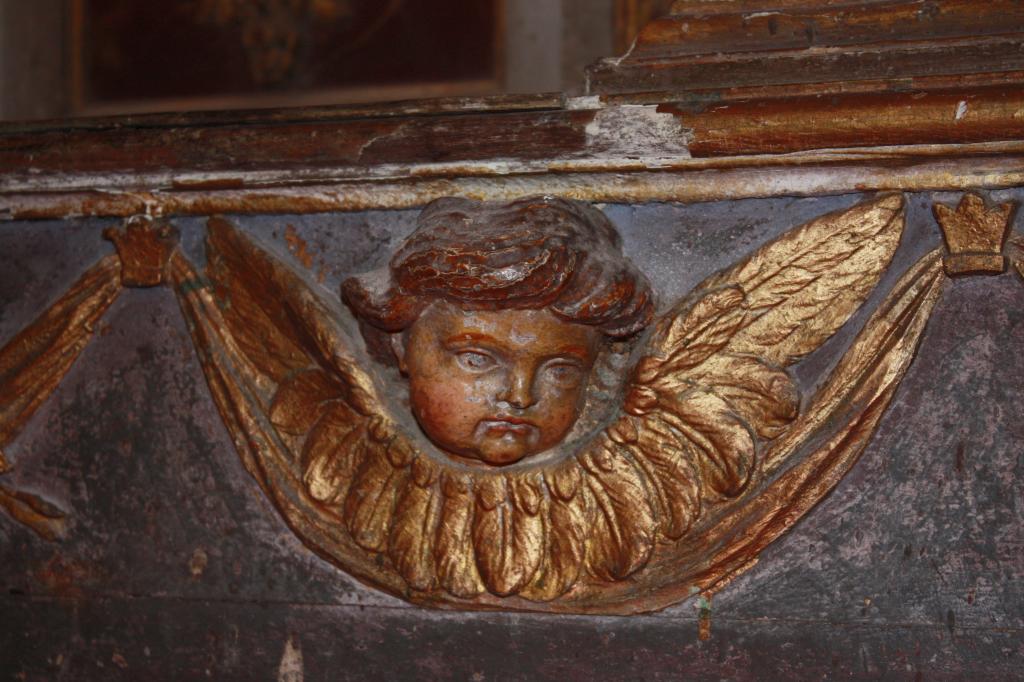 ensemble du retable du maître-autel : retable architecturé, autel tombeau, gradin d'autel, tabernacle, statues (8)