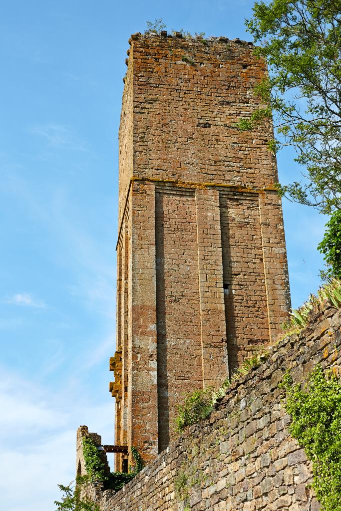 château fort, dit "Tours de Saint-Laurent"