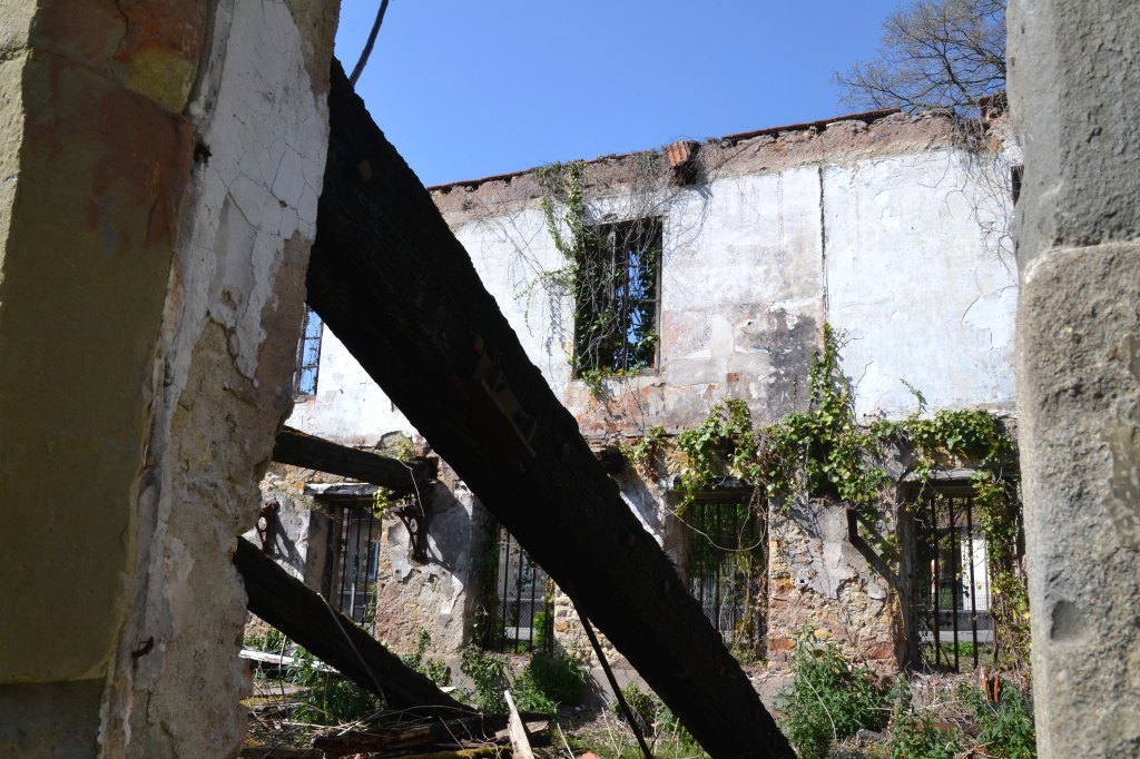 fabrique de jais puis de peigne en corne Bez, puis filature Jouret, dite filature de l'Hers