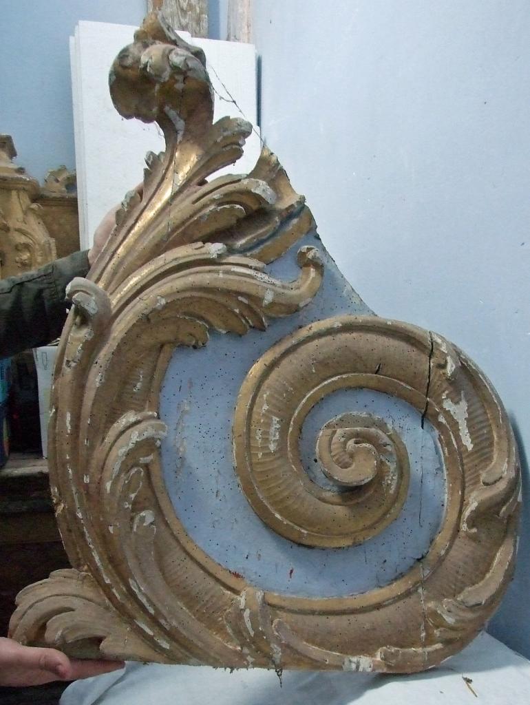 autel tombeau, gradin d'autel, tabernacle et retable architecturé