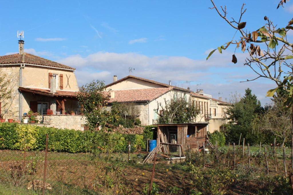 village de Puységur