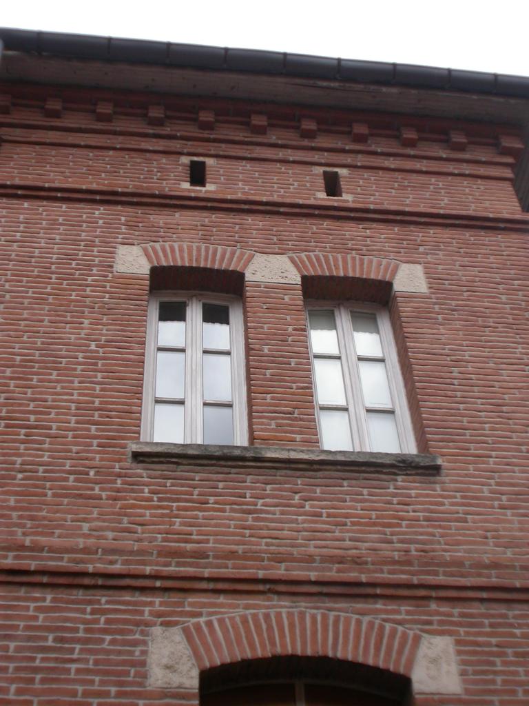 hôtel de Bernuy, puis collège universitaire, actuellement lycée Pierre de Fermat