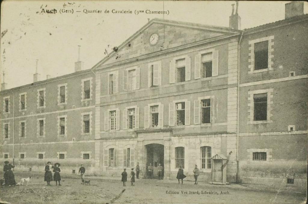 Quartier de cavalerie Henry, puis Quartier de cavalerie Espagne, Caserne d'artillerie et Centre d'Instruction du service de l'Intendance