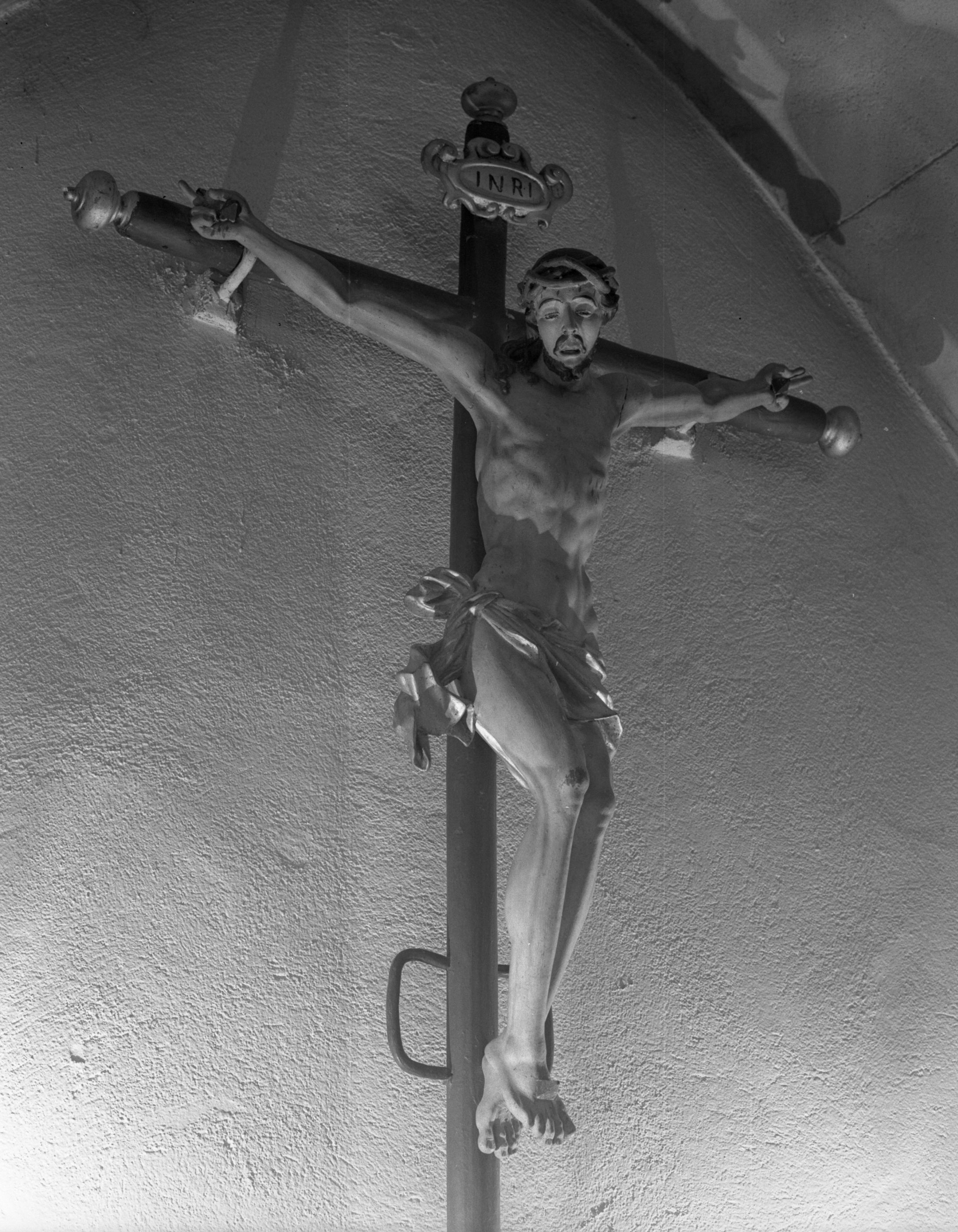 croix de procession : Christ en croix (N°1)