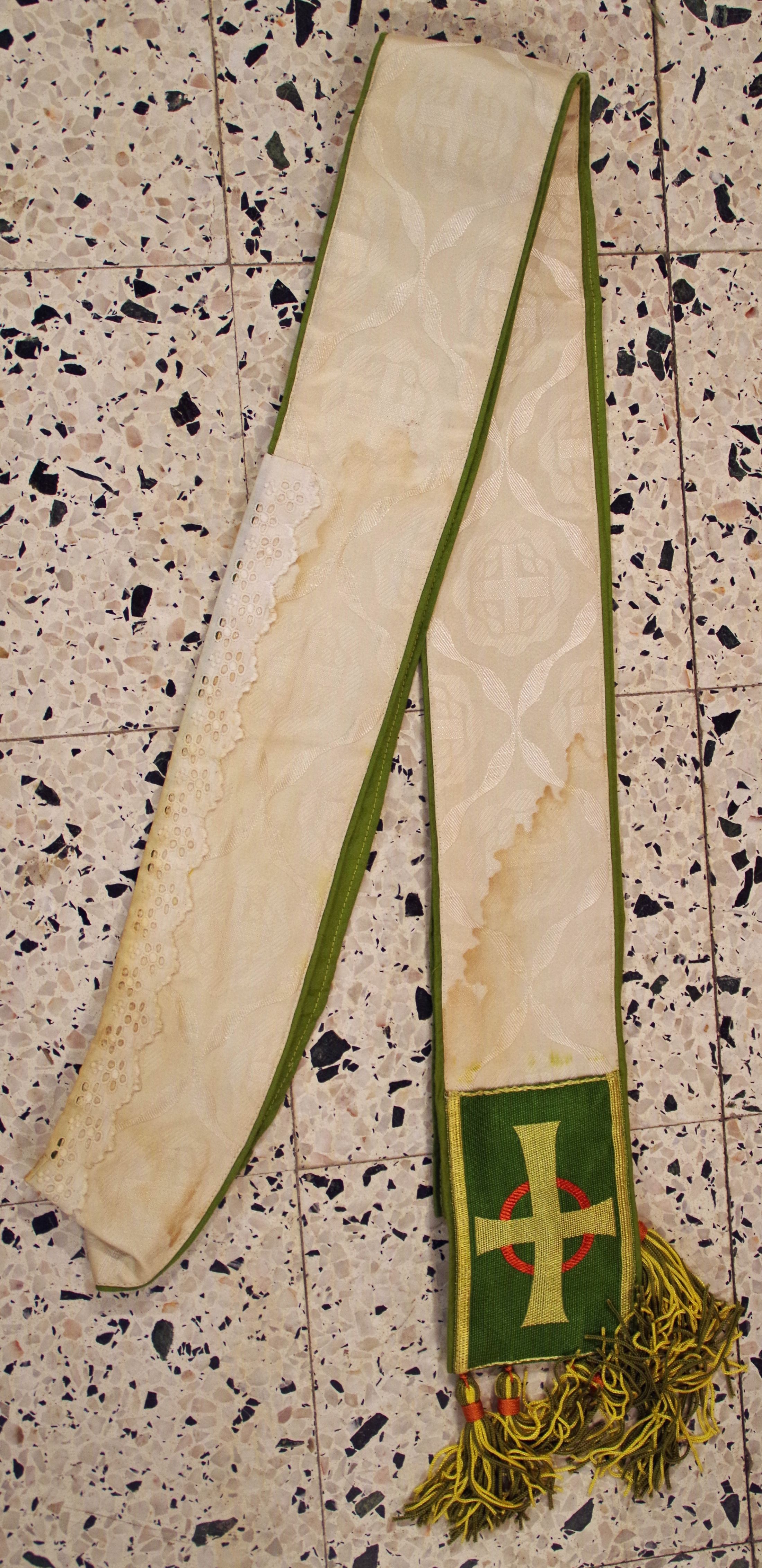 sommaire des textiles de l'église de Générac