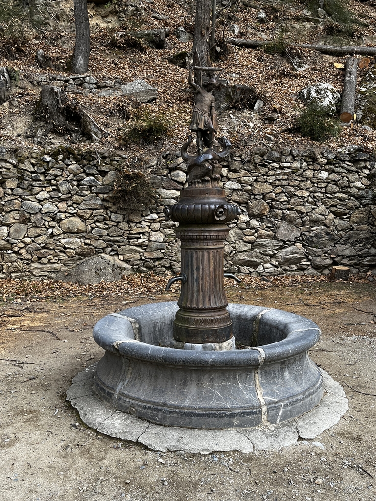 Ensemble des fontaines, sources et lavoir de la commune de Casteil