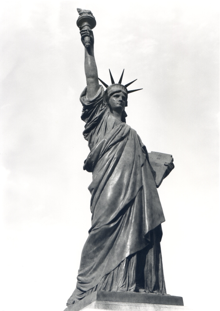 monument (monument commémoratif), de la liberté