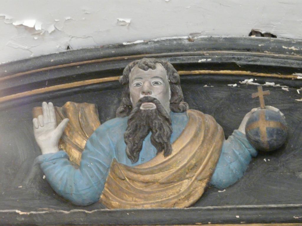 autel (maître-autel), retable, statue : Christ en croix et deux peintures : Vierge et Saint Jean