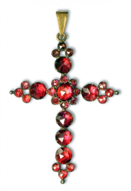 Pendentif en forme de croix