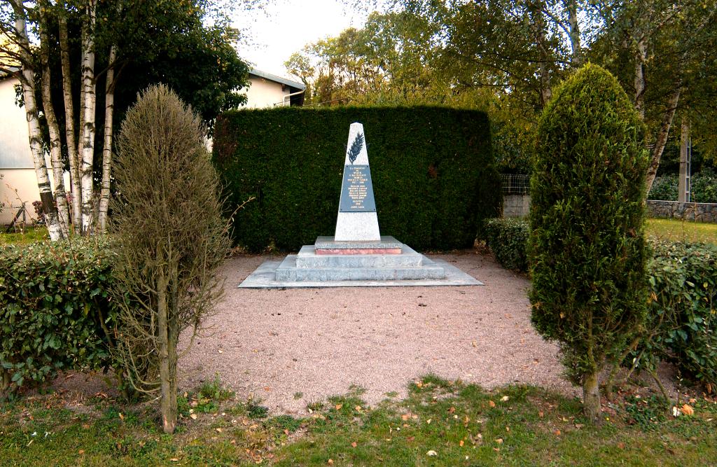 monument aux morts de la guerre de 1914-1918 et de la guerre de 1954-1962 (Algérie)