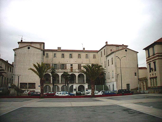 école normale de garçons, actuellement collège Jean Moulin