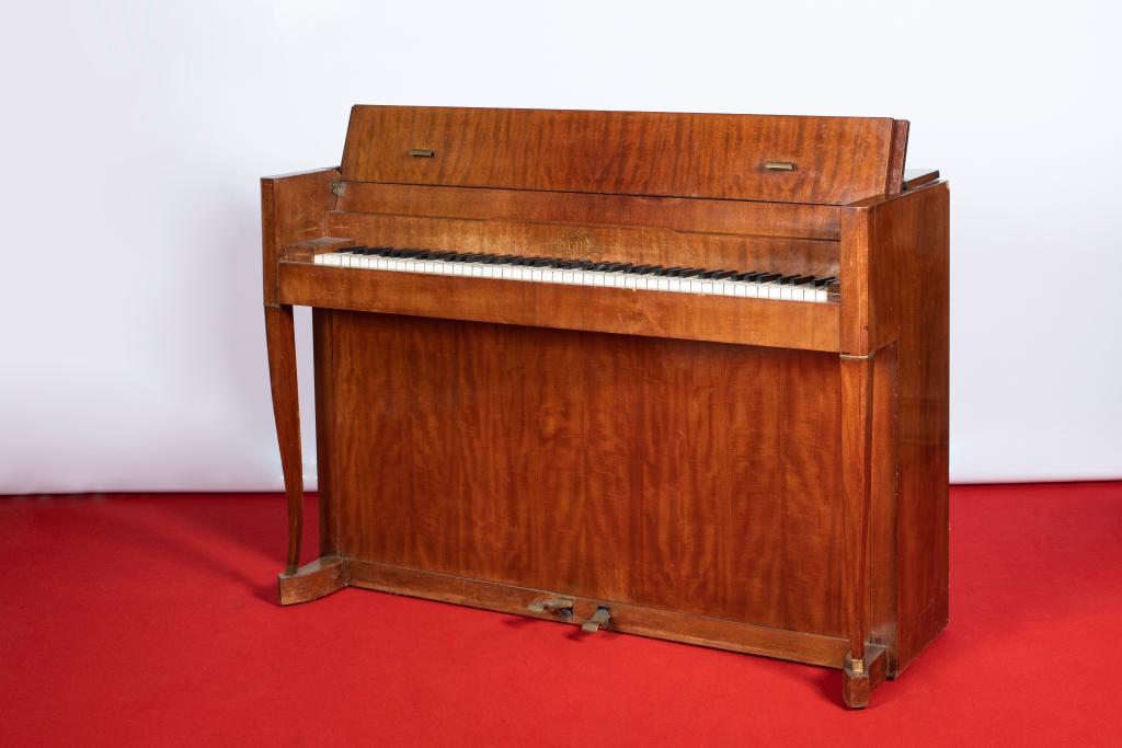 Piano Erard, droit