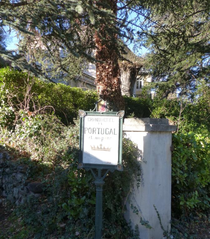 parc de l'établissement thermal actuellement jardin Charles Trénet