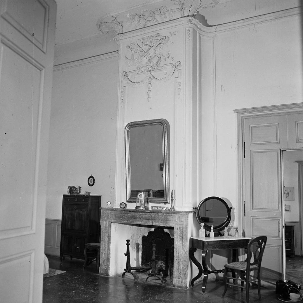 abbaye de cisterciens de Belleperche, actuellement Musée des arts de la table