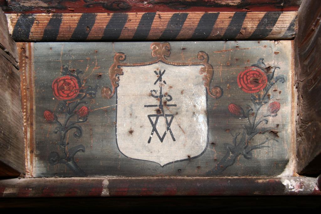 plafond peint à caissons du rez-de-chaussée de l'ancien presbytère (salle d'entrée)