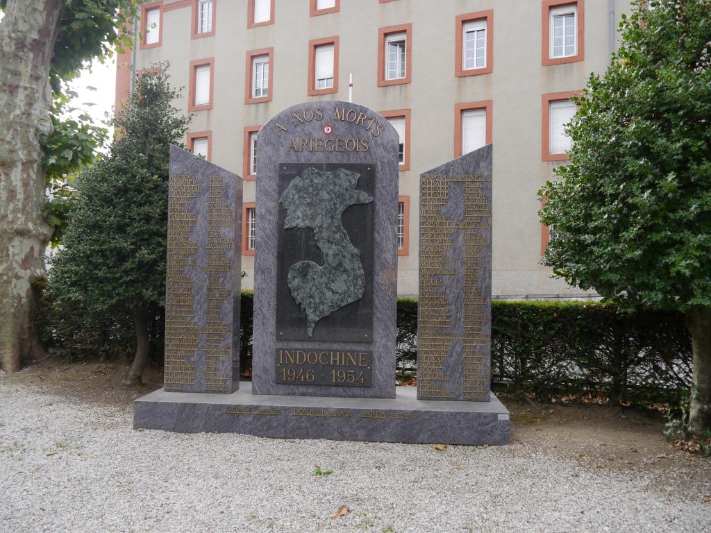 monument aux morts de la guerre de 1946-1954 (Indochine)