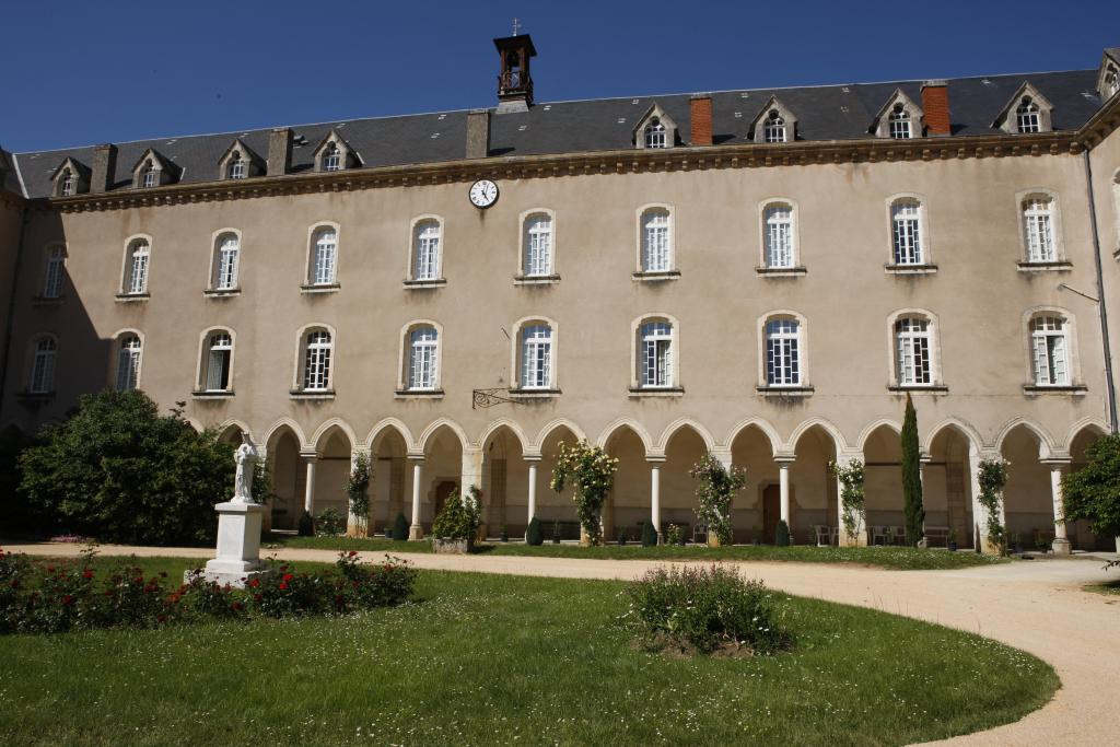 couvent de soeurs de l'ordre de Notre-Dame du Calvaire dit Grand Couvent