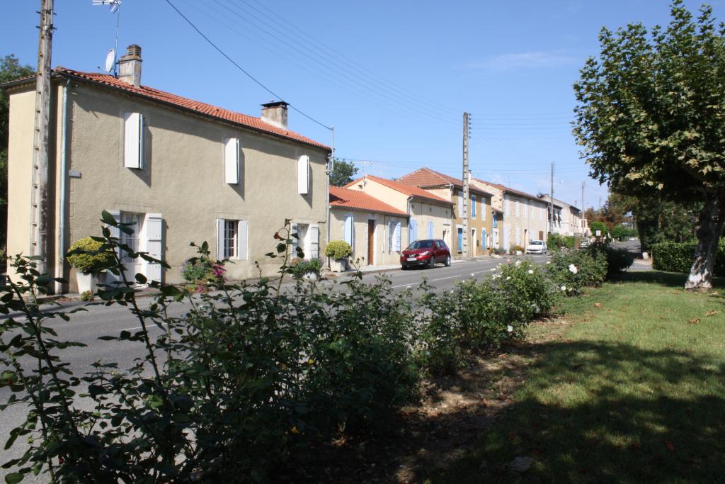 village d'Ayguetinte