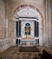autel secondaire de saint Lizier, retable, tabernacle, statue : saint Lizier, 6 chandeliers