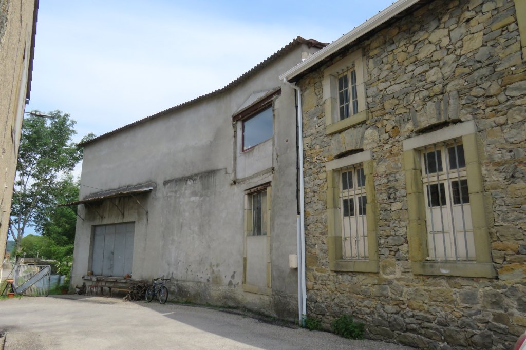 fabrique de peigne en corne Costes-Bez, puis usine de confection plastique Ariélux
