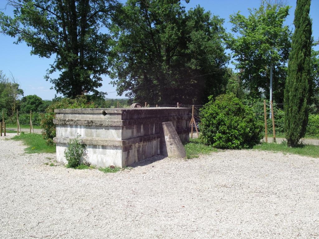 camp de concentration dit camp de Judes et monument commémoratif