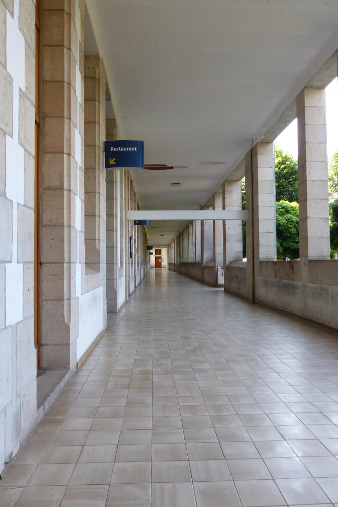hôpital psychiatrique de Cayssiols, aujourd'hui centre Hospitalier Sainte-Marie de Rodez