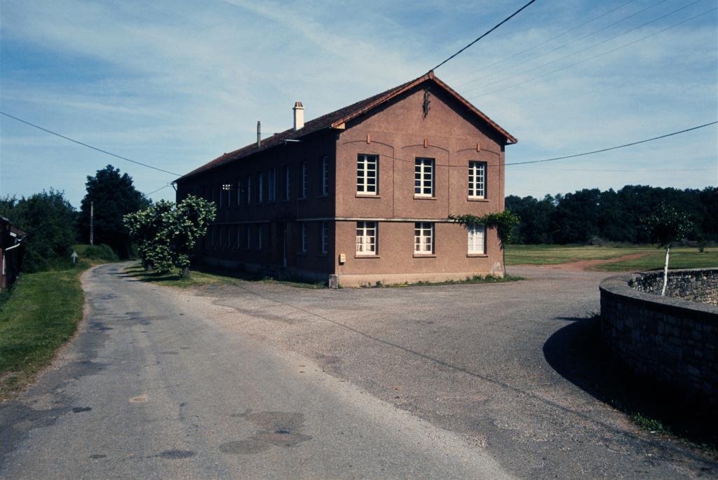 briqueterie , tuilerie