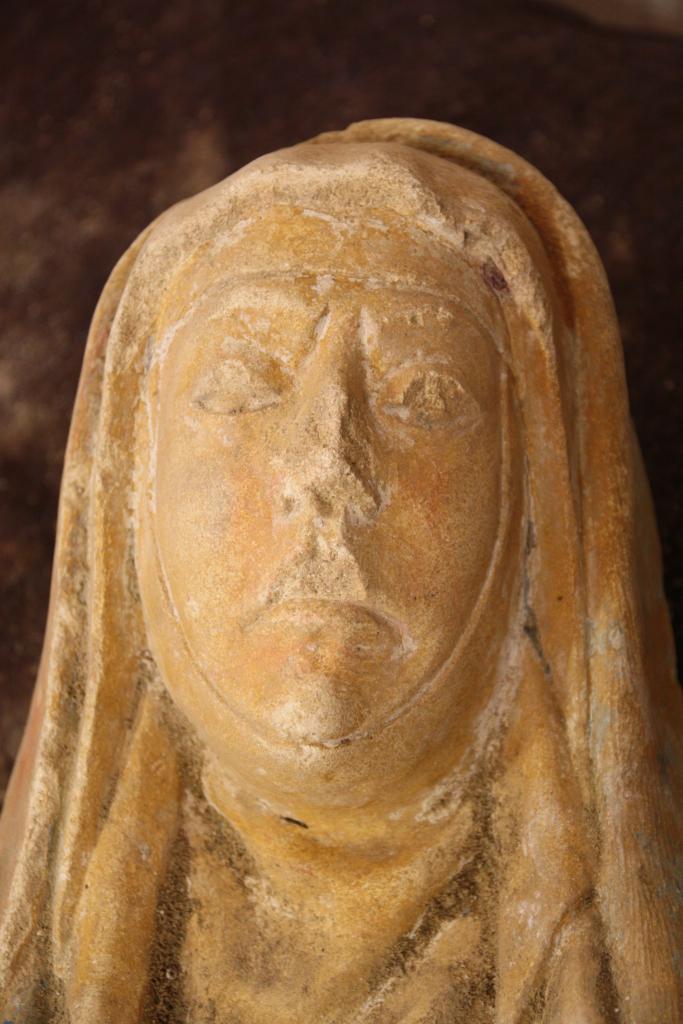 groupe sculpté de la Mise au tombeau