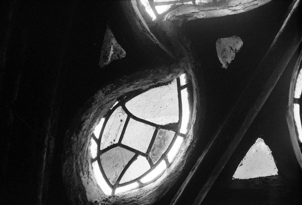 verrières de la chapelle Notre-Dame de la Consolation, puis du Sacré-Cur