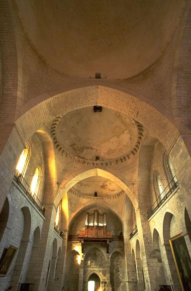 abbaye de bénédictins Sainte-Marie