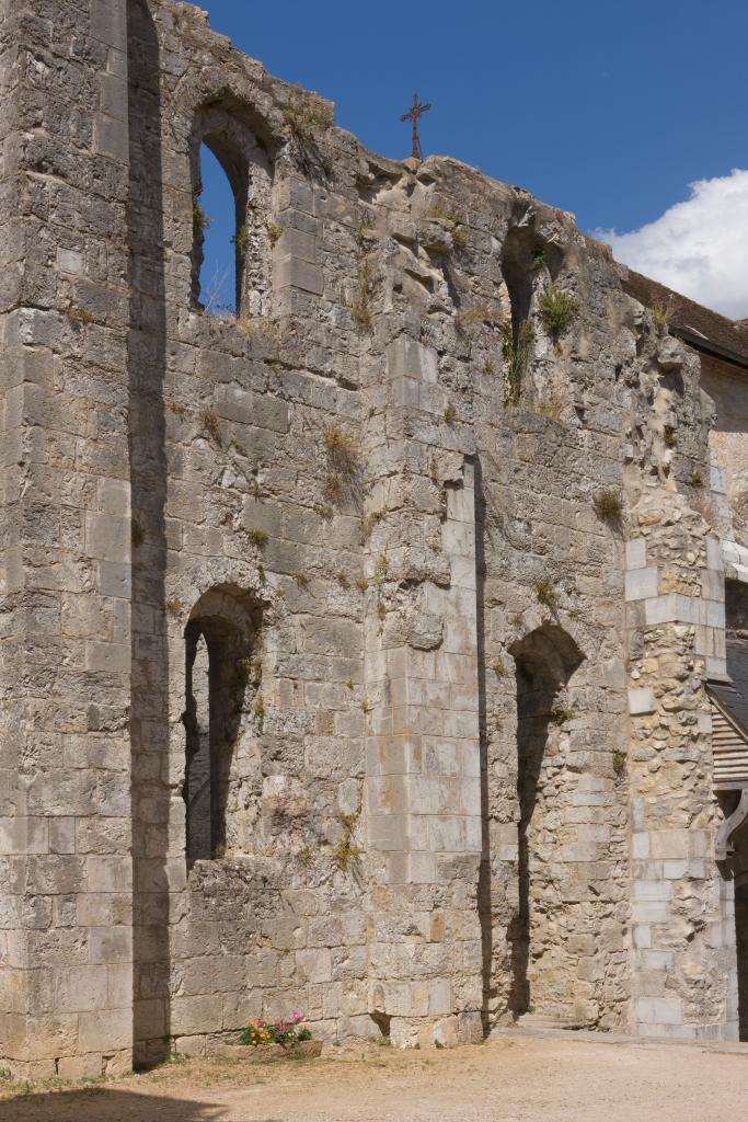 ancienne abbaye Saint-Pierre puis église paroissiale Notre-Dame de l'Assomption