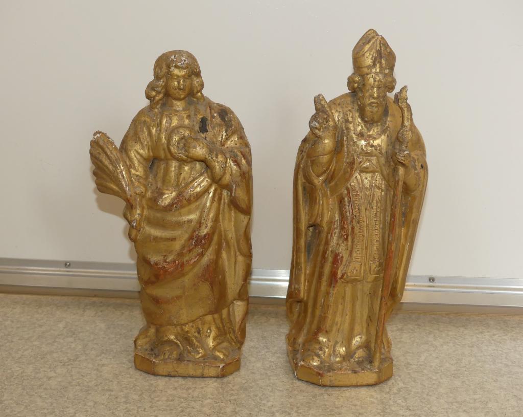 ensemble du maître-autel : autel tombeau, tabernacle architecturé à ailes, exposition, croix d'autel, 3 tableaux : La Crucifixion, Saint Martial et Saint Agapit