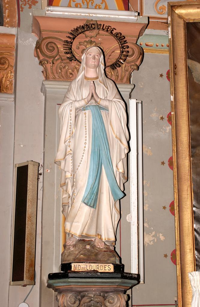ensemble de 2 statues (petite nature) et de leurs consoles : Christ du Sacré-Coeur, Immaculée Conception dite Notre-Dame-de-Lourdes