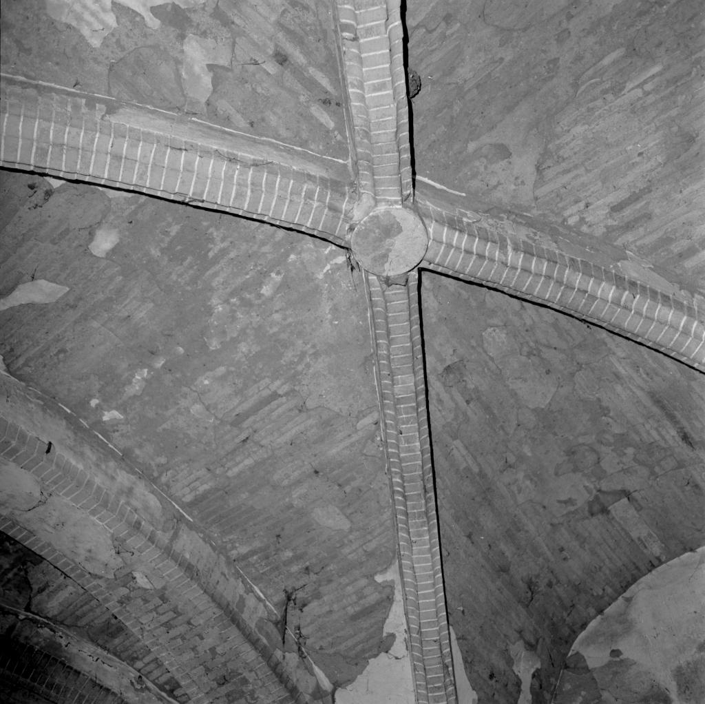 ancienne abbaye cistercienne de Lagarde-Dieu