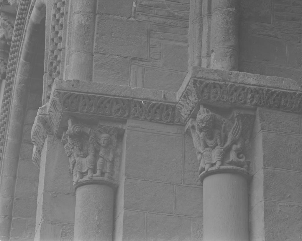Abbaye de chanoines de saint Augustin, dite basilique Saint-Sernin, actuellement église paroissiale