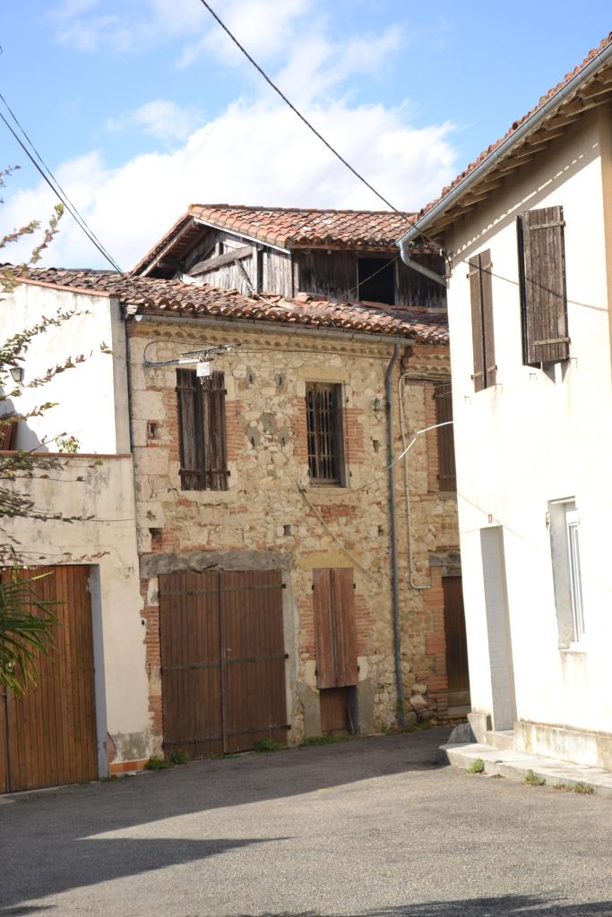 maisons du village de Puycasquier