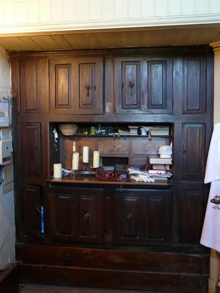 meuble de sacristie