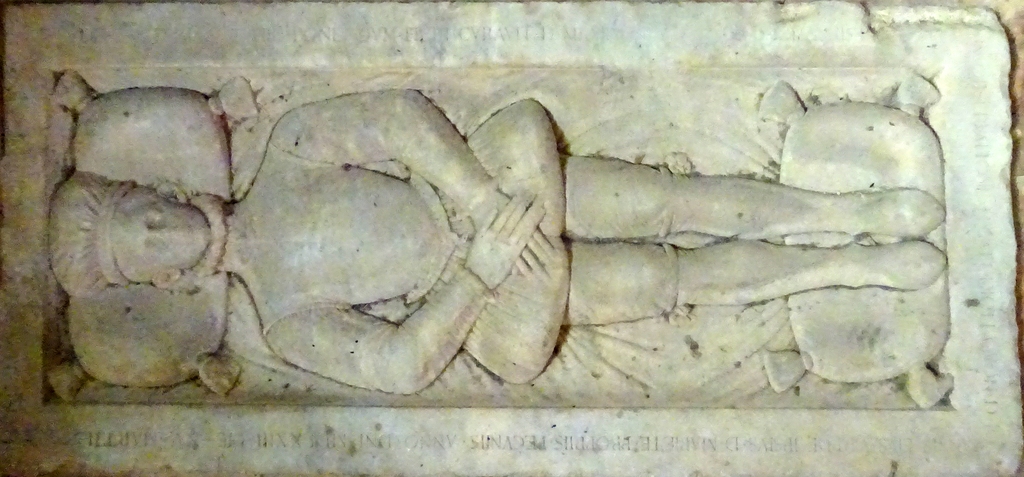Pierre tombale de style Renaissance