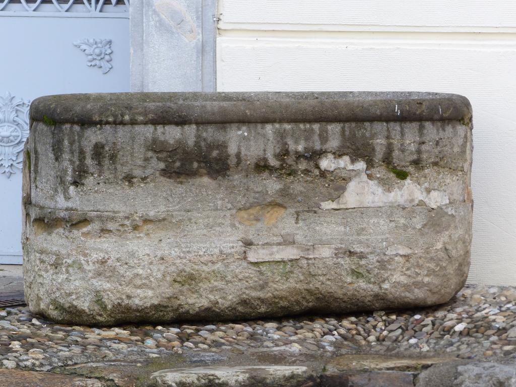 ensemble de trois baignoires