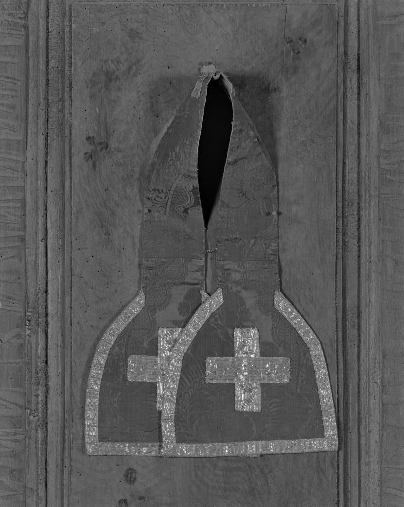 chasuble, manipule, bourse de corporal, voile de calice (ornement vert)