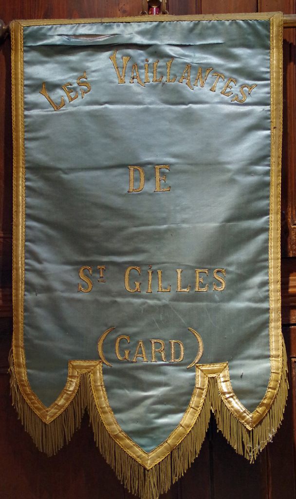 sommaire des textiles de l'église de Saint-Gilles