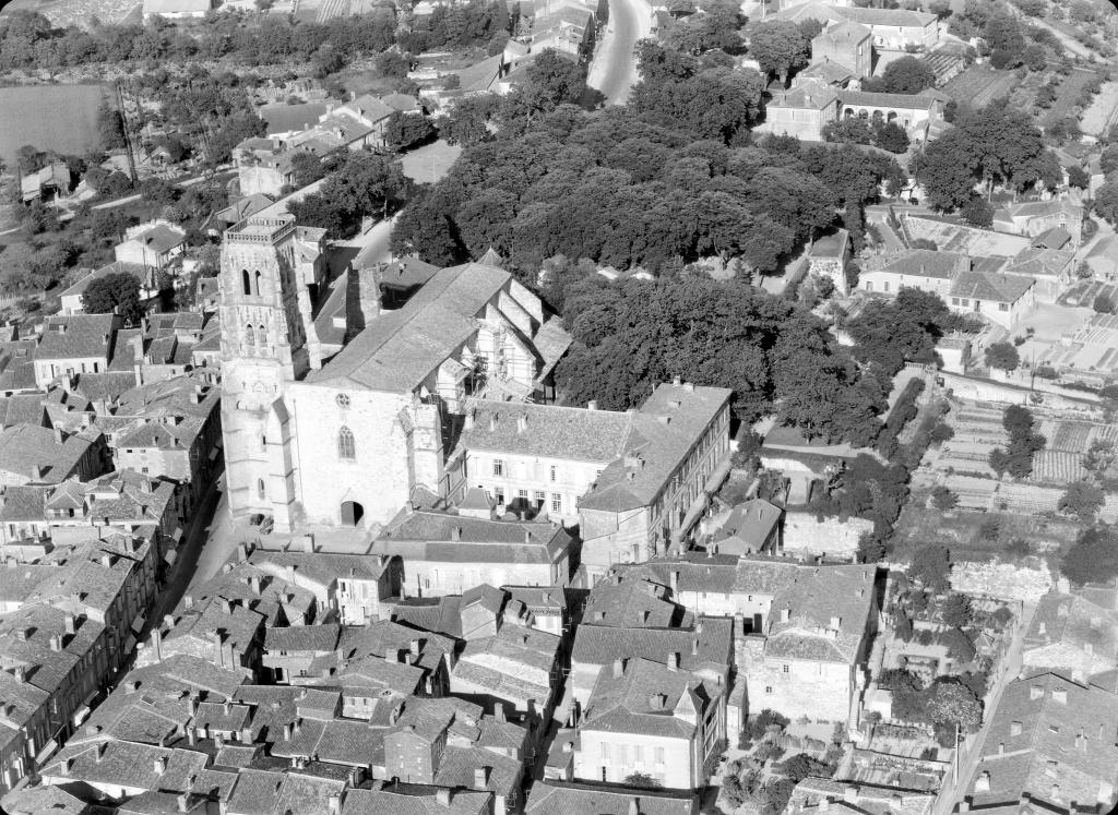 cathédrale Saint-Gervais et Saint-Protais, actuellement église paroissiale