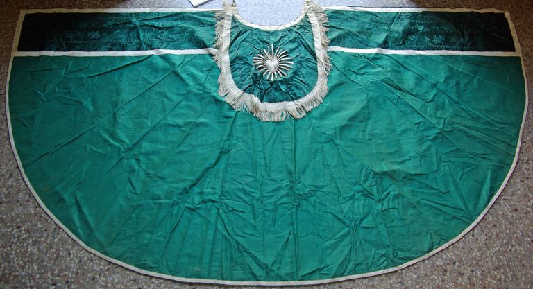 chape verte (n° 26)